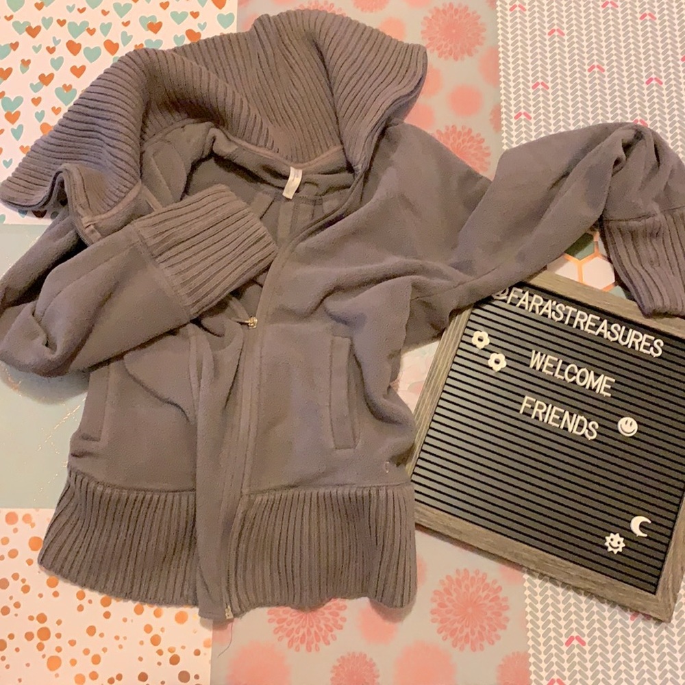 Gap Fit cowl neck side zip fleece jacket